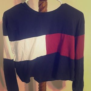 Long sleeve blue top